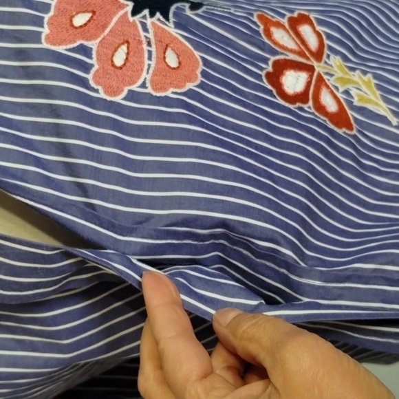 Zara Woman Chambray Embroidered Floral Striped Elbow Length Top Size Large - Picture 4 of 10